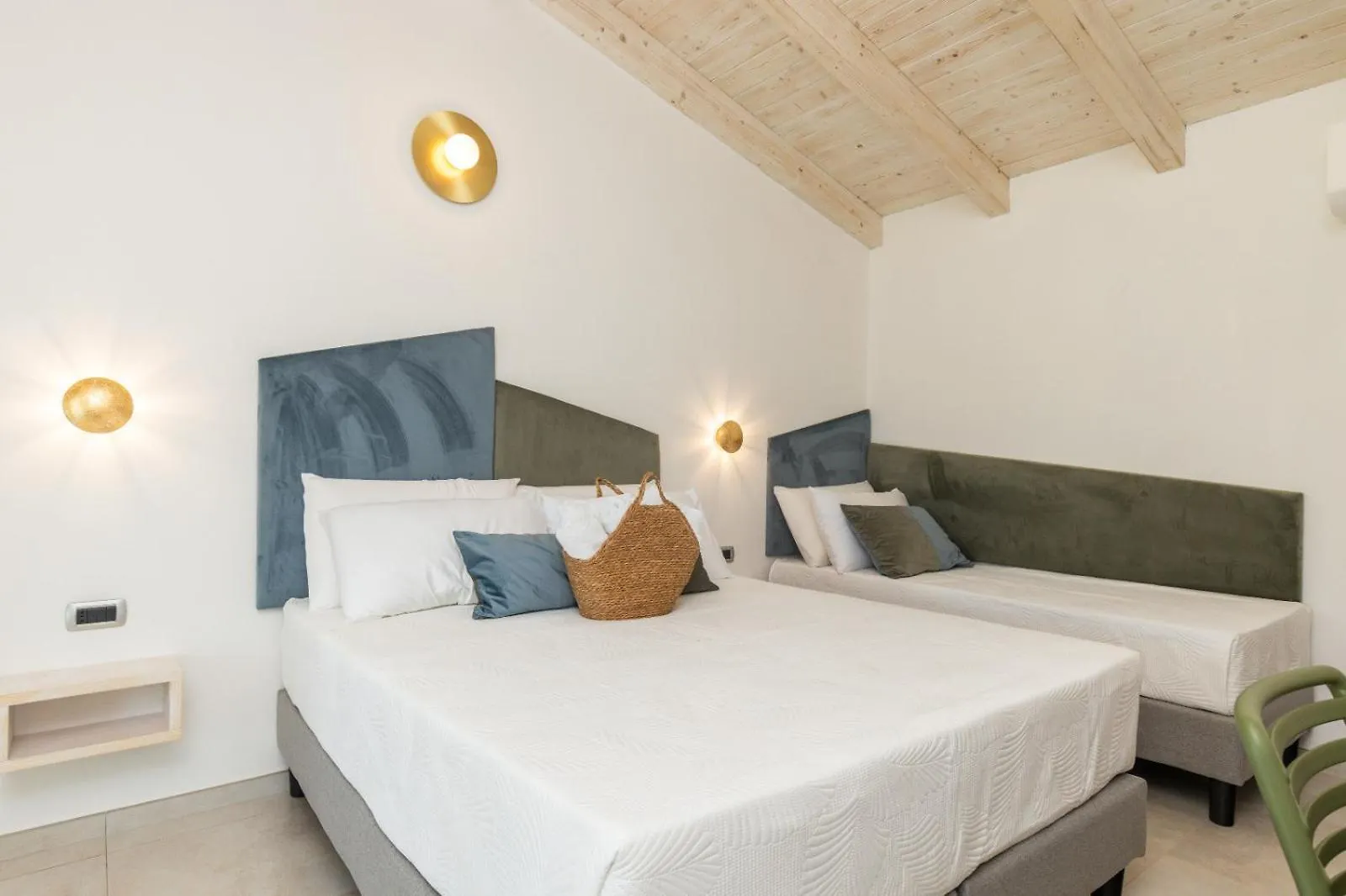 Villa Giulia Suite Àrbatax 0*,